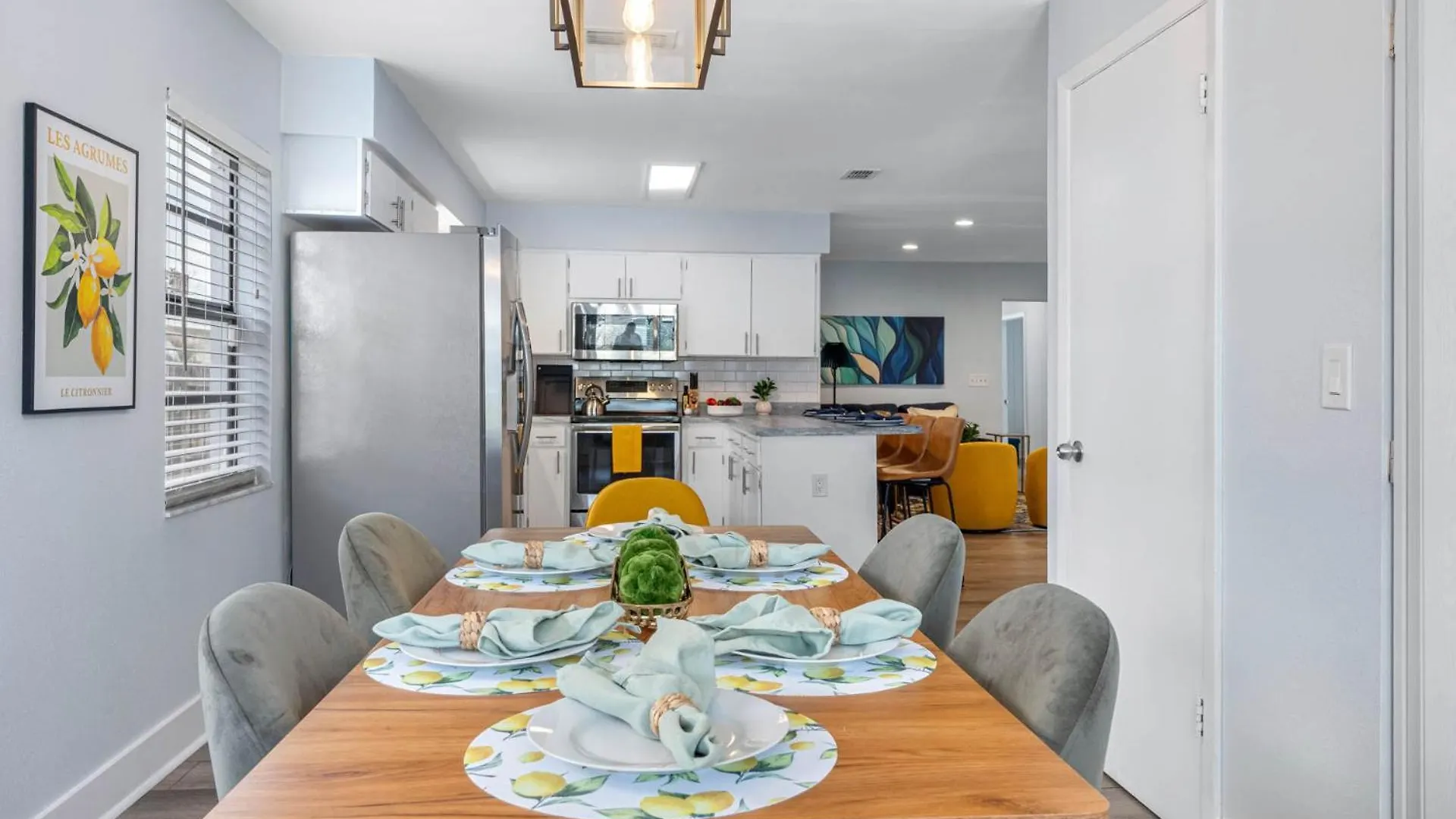 Outdoor Games, Firepit, King Bed, Bbq Grill, Close To Downtown And Attractions Τάμπα